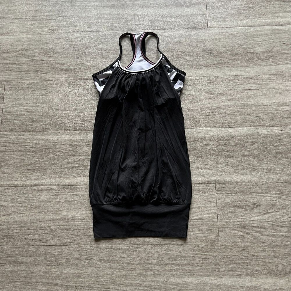 Lululemon Tank Top Womens 4 Black Yoga Running Gym Active